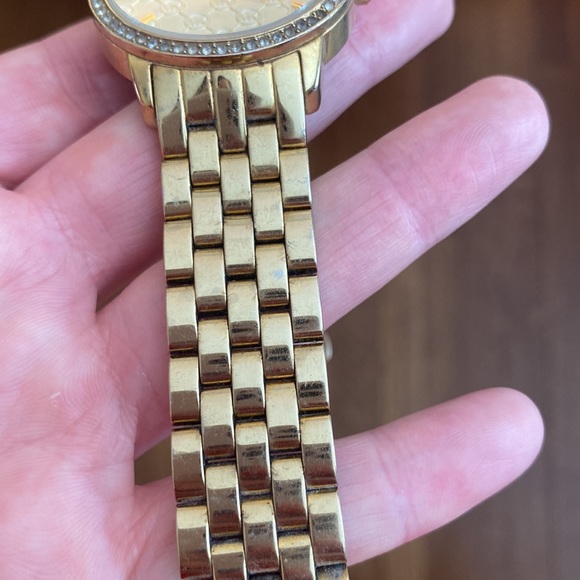 Michael Kors Watch - Picture 7 of 9